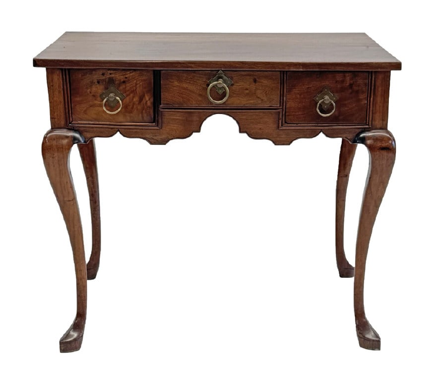 QUEEN ANNE WALNUT LOWBOY WITH REPLACED TOP 26" X 30" X 19 3/4" (1 of 9)