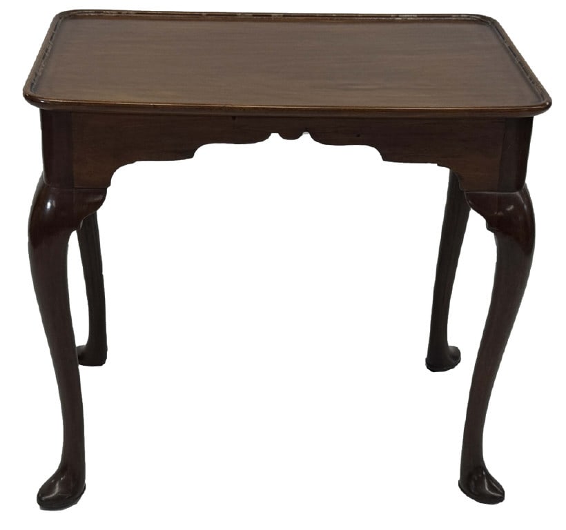 RHODE ISLAND SLIPPER FOOTED TEA TABLE W/ SLIPPERY FOOT & BARREL CASTORS 28" X 30" X 19 1/2" (1 of 7)