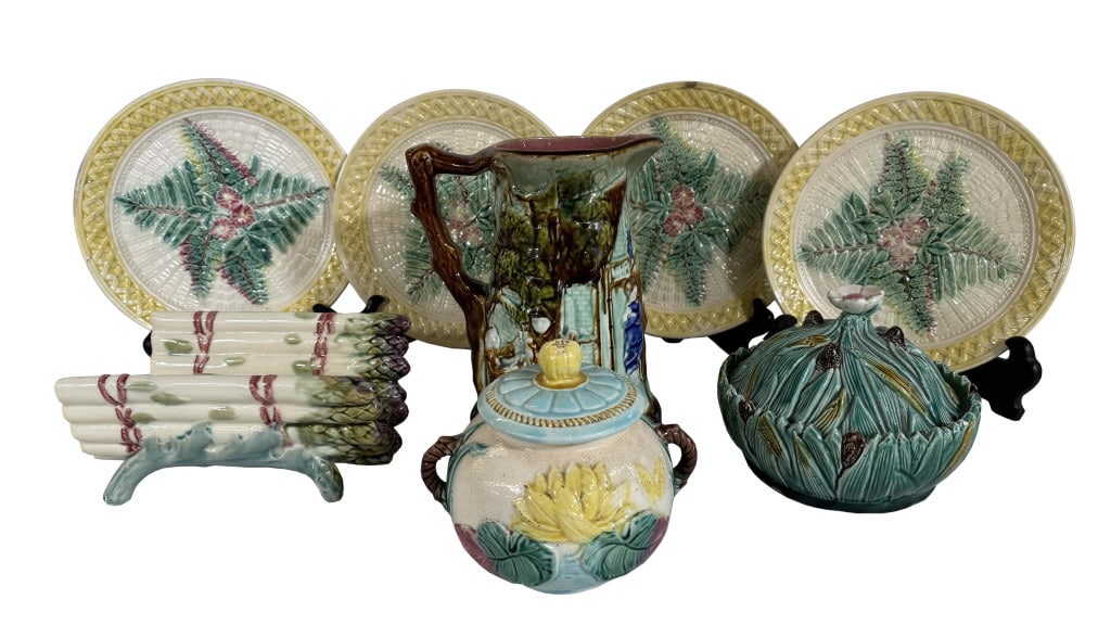9 PCS MAJOLICA INC. ASPARAGUS CRADLE,WATER PITCHER SUGAR POT. COVERED DISH & 4 PLATES (1 of 9)