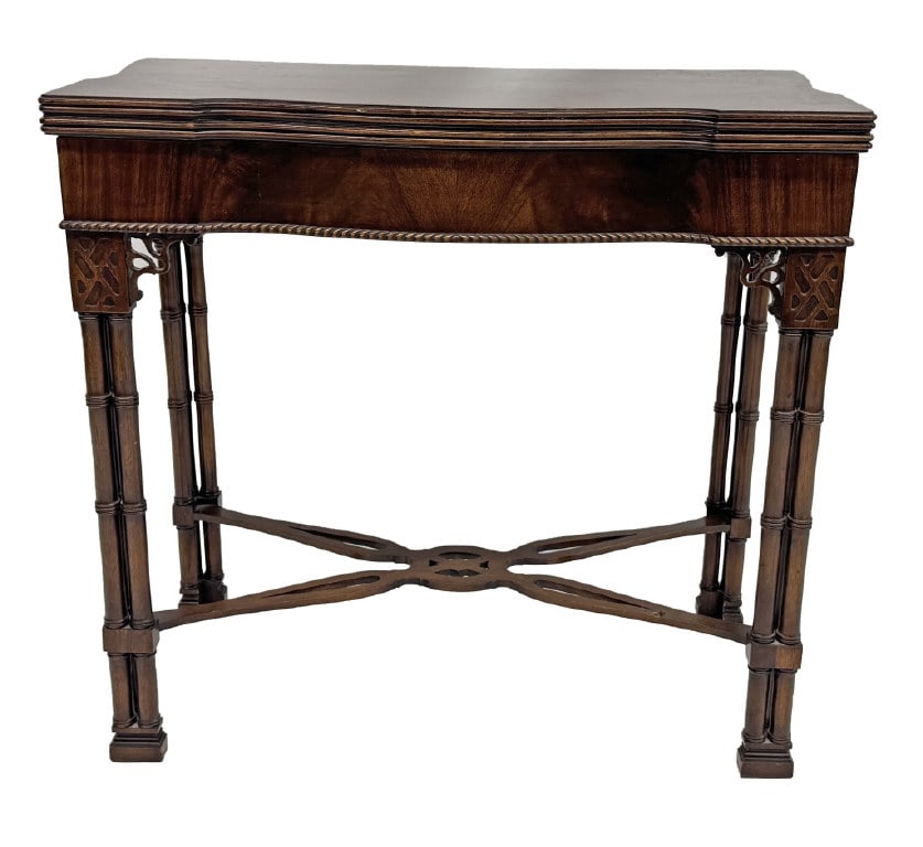 20THC. CHIPPENDALE STYLE CARD TABLE W/ CLUSTER COLUMNS & STRETCHER BASE 30 1/4" X 32 1/4" X 16 1/2" (1 of 9)