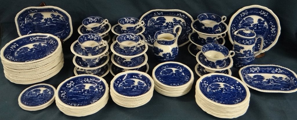 SPODE TOWER PATTERN PARTIAL DINNER SERVICE: 16-9" DINNER PLATES, 2 OPEN VEG.DISHES, 1 SMALL PLATTER, 4 BREAD & BUTTER PLATES, 10 TEA CUPS & SAUCERS, 10 SOUP BOWLS, 16 7 1/2" LUNCH PLATES, 11 6" DESSERT PLATES, 10 BOWLS, 5 COFFEE CUPS & SAUCERS,