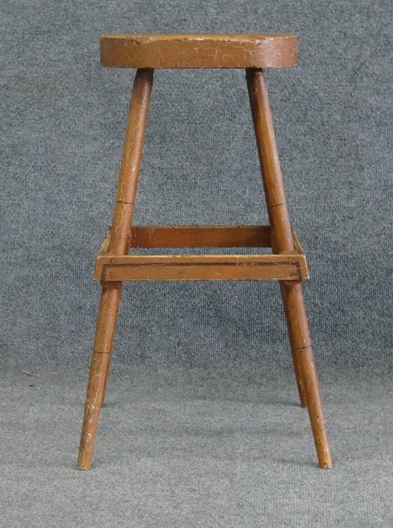 PAINTED WOODEN STOOL: PAINTED WOODEN STOOL