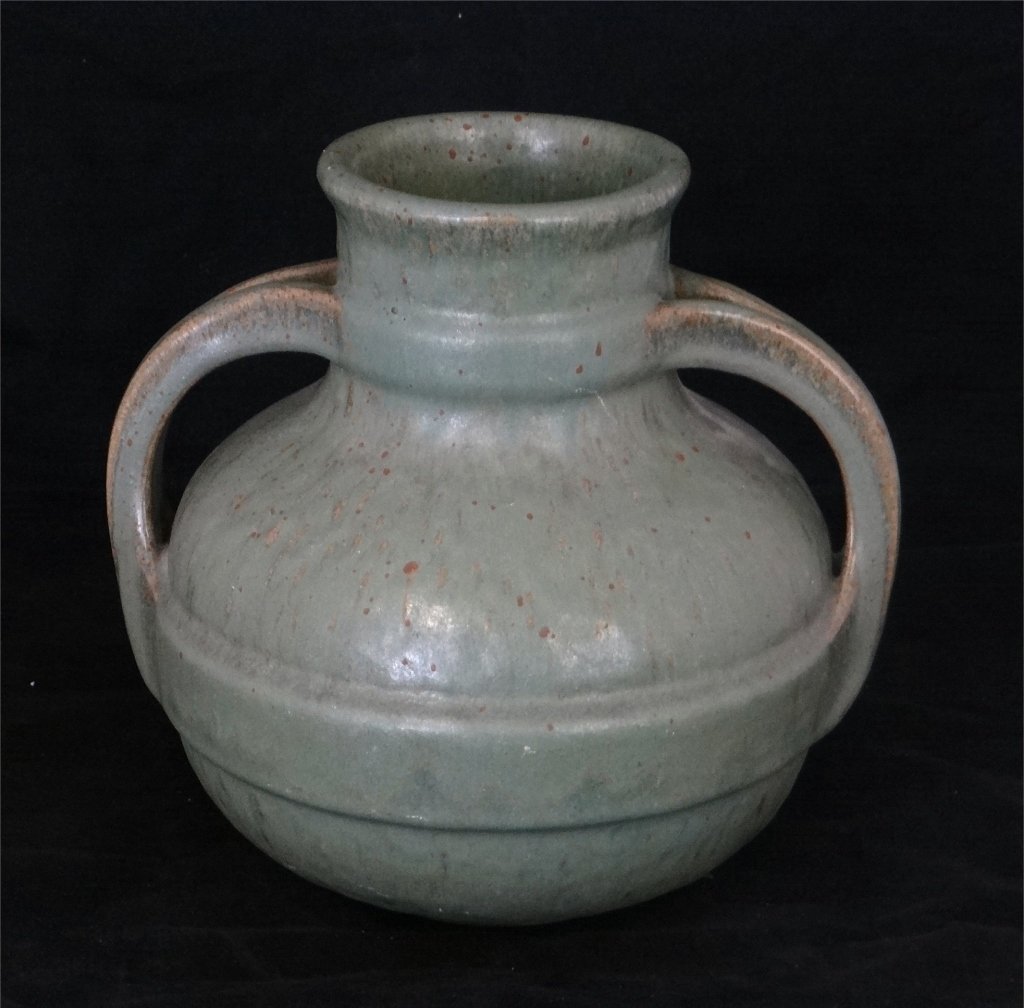 FULPER POTTERY VASE W/GREEN MOTTLED GLAZE: 9 1/4" WIDE