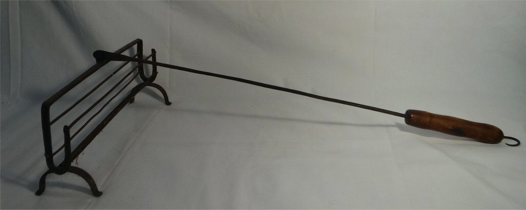 SHAKER WROUGHT IRON TOASTER, MARIA BROOKS PROV. (1 of 4)