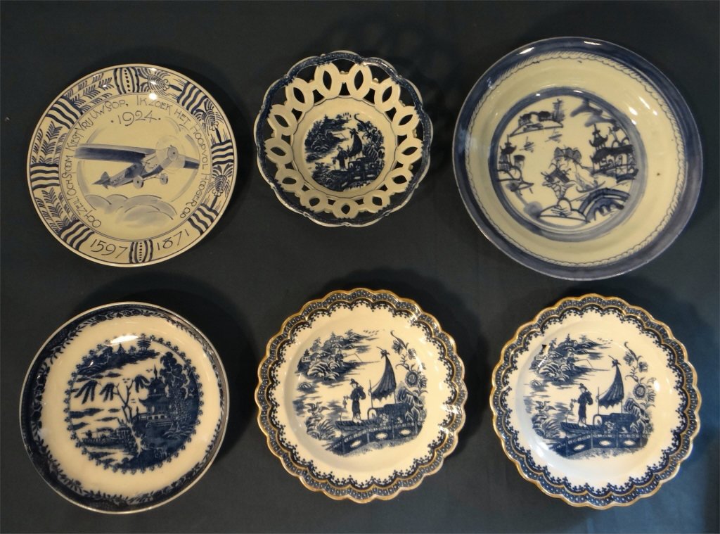 6 BLUE & WHITE PLATES, SPODE, CANTON & DELFT: 6 BLUE & WHITE PLATES, SPODE, CANTON & DELFT