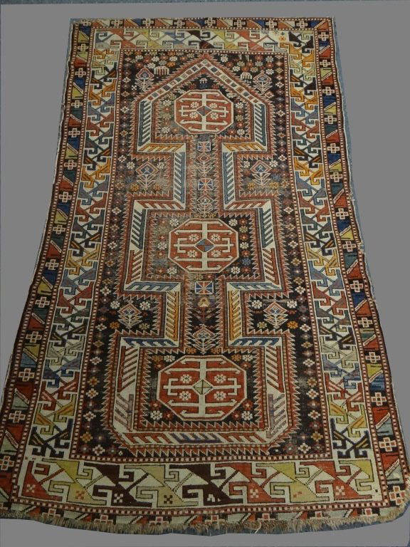 CAUCASIAN SCATTER RUG , CORNER GOUGE (1 of 5)