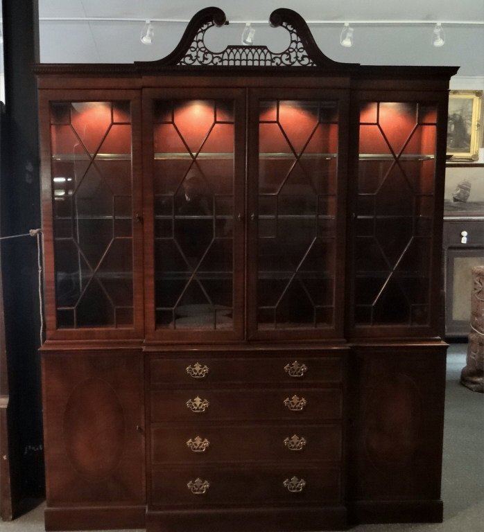 BAKER FURNITURE BREAKFRONT, BANDED & INLAID DOORS (1 of 3)