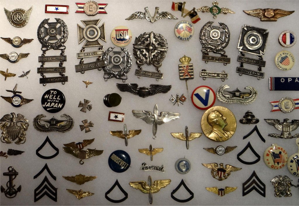 AIRMAN WINGS, ENGLISH SERVICE MEDALS, SHARPSHOOTER (1 of 4)