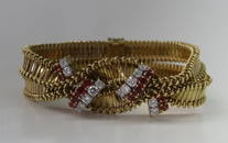 FRENCH 18K YELLOW GOLD, RUBY & DIAMOND BRACELET