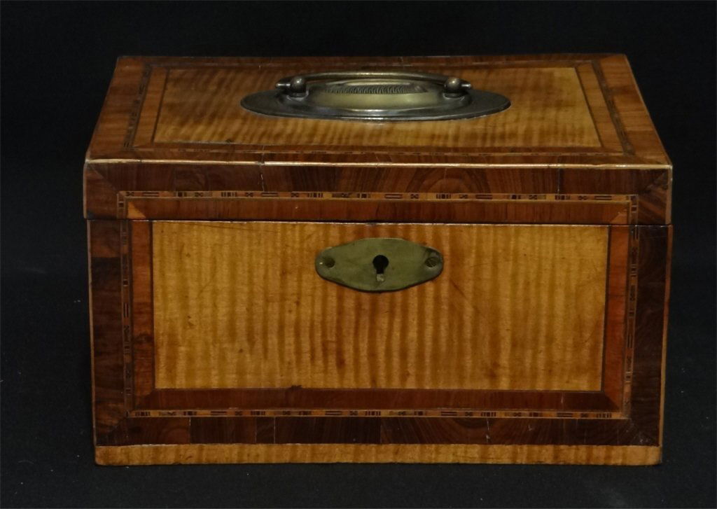 AMERICAN 19THC. STORAGE BOX IN TIGER MAPLE (1 of 8)