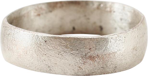 VIKING WOMAN'S WEDDING RING, SIZE 6 1/2 (1 of 2)