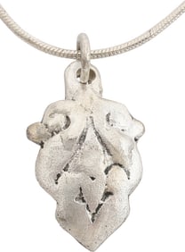 VIKING HEART PENDANT NECKLACE C.900-1000 AD