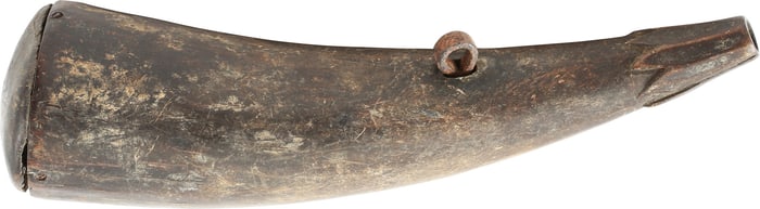 17TH CENTURY EUROPEAN POWDER HORN