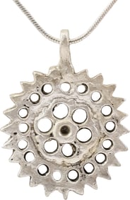 ROMAN WHEEL OF FORTUNE AMULET NECKLACE, 5TH-8TH CENTURY