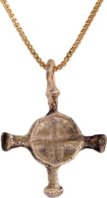 FINE EARLY CHRISTIAN CROSS NECKLACE, 9TH-11TH CENTURY AD