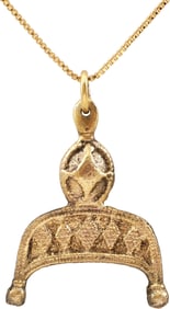 SUPERB VIKING LUNAR PENDANT NECKLACE, 9th-10th CENTURY