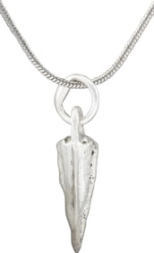 ROMAN ARROWHEAD PENDANT NECKLACE, 3rd-5th CENTURY AD