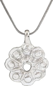 ROMAN WHEEL OF FORTUNE AMULET NECKLACE, 5TH-8TH CENTURY