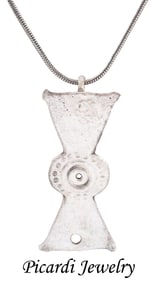 ROMAN LEGIONARY’S SWORD BELT MOUNT NECKLACE, MID 4TH CENTURY AD