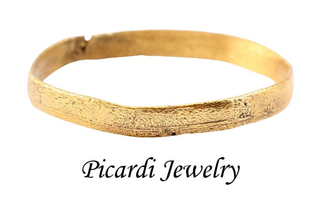 VIKING WOMAN’S WEDDING RING, SIZE 7 (1 of 5)