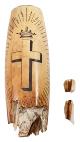 ANTIQUE IVORY SWORD GRIP.