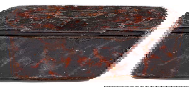 COLONIAL AMERICAN SNUFF BOX