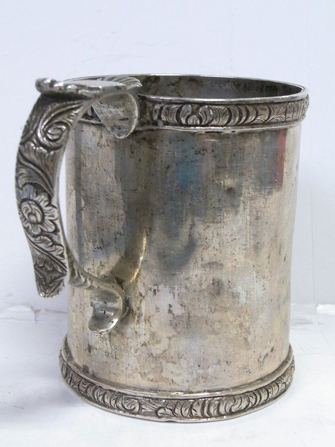 Philadelphia Estate Early American Coin Silver Can Mug (1 of 7)