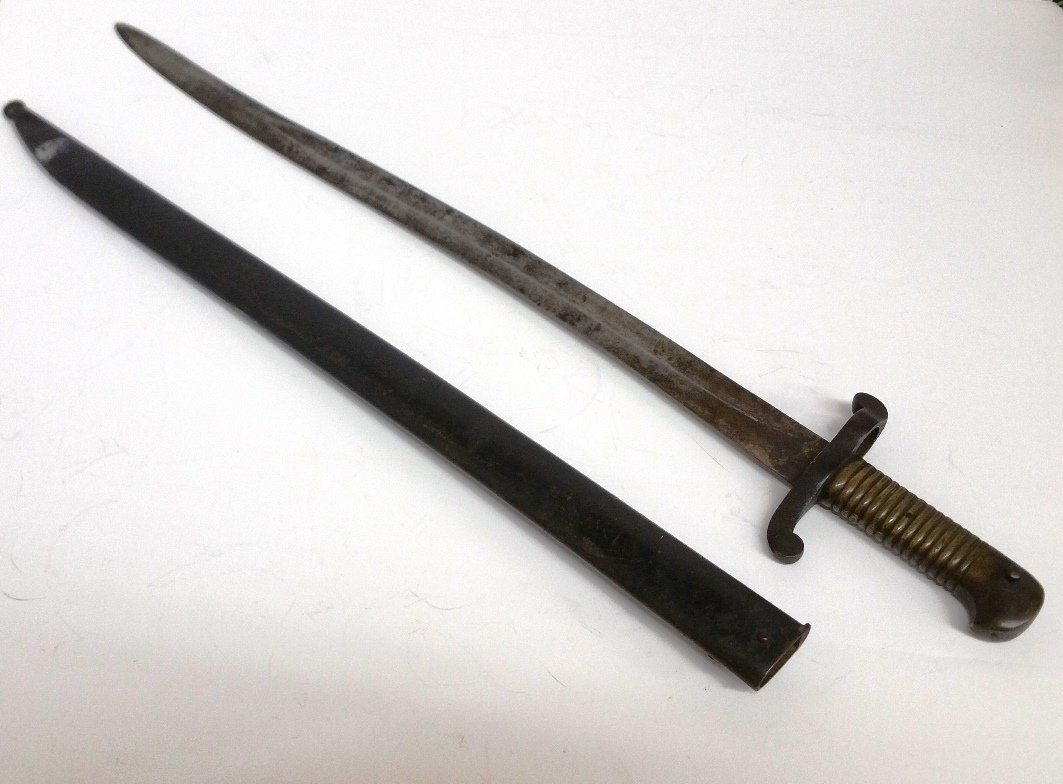 Original Civil War M1855 Saber Bayonet w/Scabbard for M: Original Civil War M1855 Saber Bayonet w/Scabbard for M1841 Mississippi Rifle. Manufactured by S&K. Primarily Confederate usage. It is 27 1/2" long. The blade measures 22 1/2" and has oxidation in a f