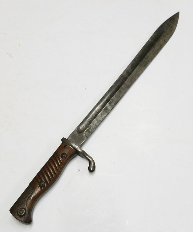Antique WWI German Bayonet Butcher Blade (1 of 5)