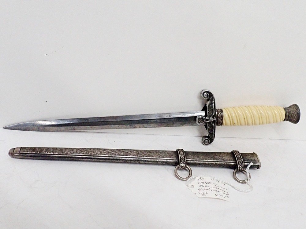 WWII German Alcoso Solingen Marked Luftwaffe Army Offic (1 of 11)