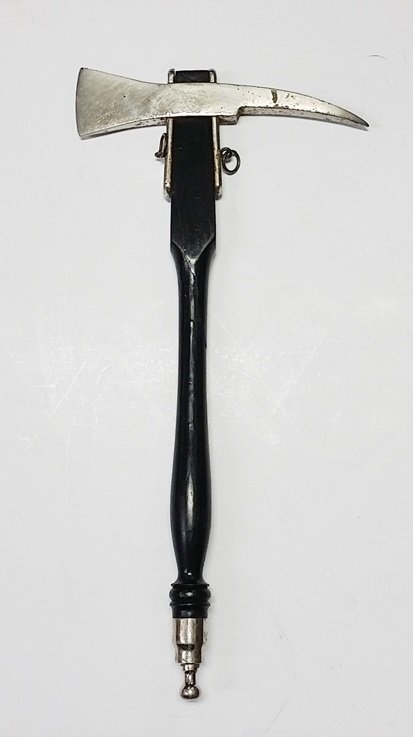 Vintage WWII German Dress Fire Axe (1 of 5)