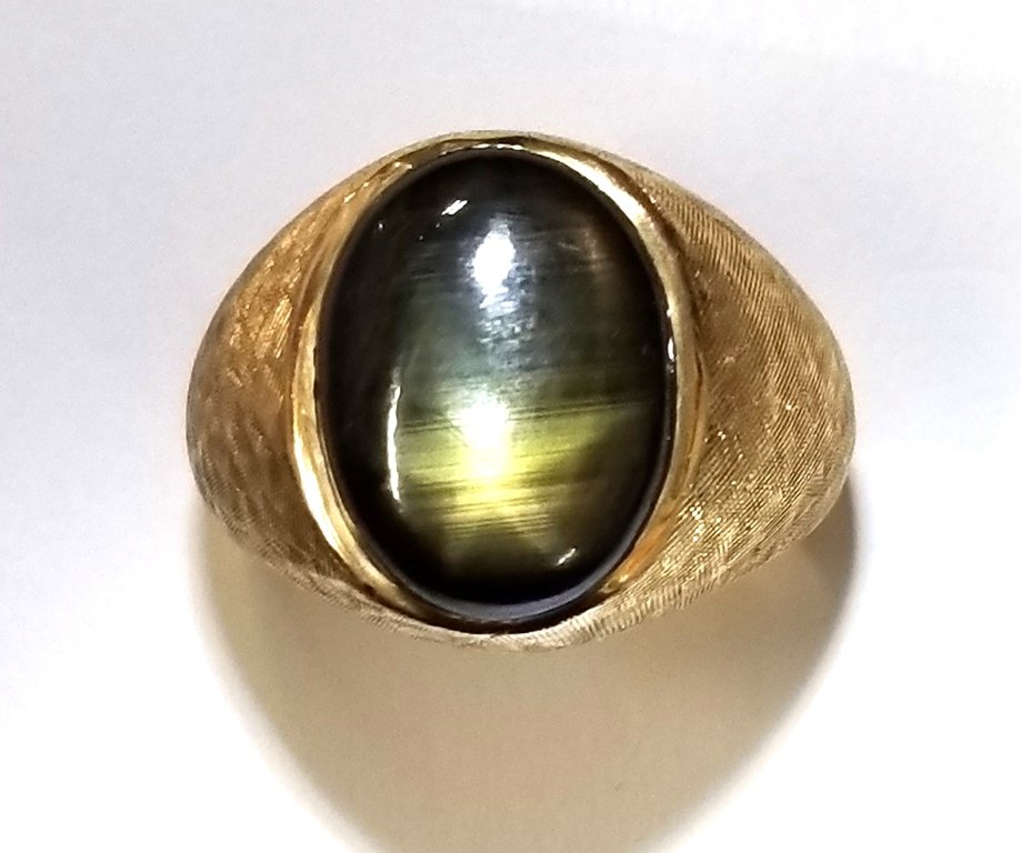 Black Star Sapphire 14k Gold Mens Ring. The center natu (1 of 8)