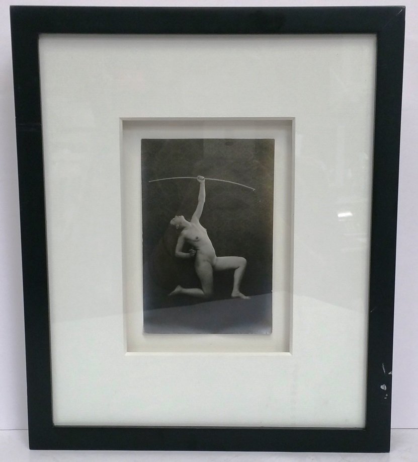 Albert Arthur Allen Nude 1930s BW Photograph: Title: Albert Arthur Allen Nude 1930s BW Photo Described By:Nikki CNX 1109 Description:Whimsical female nude archer black and white portrait by Albert Arthur Allen circa 1930s. This portrait is in gre