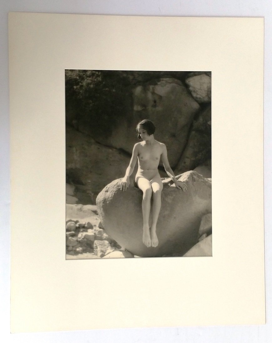 Forman Hanna Nude 1935 Gelatin Photograph: Described and Photographed by: Amanda CNX1109 No. 73Title: Forman Hanna Nude 1935 Gelatin Photograph Description: Vintage Gelatin Photograph silver print by Forman Hanna, from 1935. Titled or labeled 