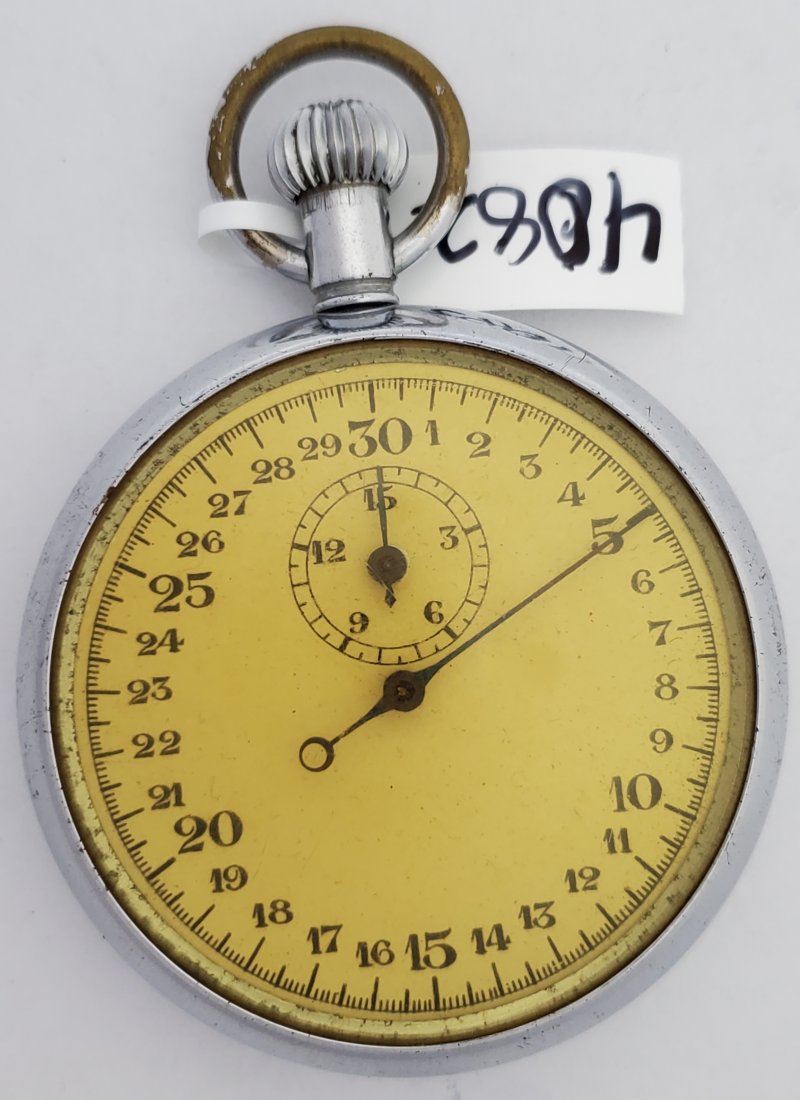 Antique WWII German Kriegsmarine Artillery Stop Watch: Title: Antique WWII German Kriegsmarine Artillery Stop Watch Description: Up for auction is an antique WWII German Kriegsmarine artillery stop watch. The watch runs, but will need a service to keep ac