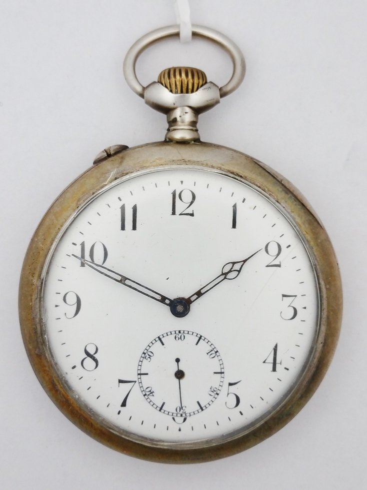 WWII Corps of Engineers IWC 800 Silver Pocket Watch: Description: WWII Corps of Engineers IWC 800 Silver Pocket Watch Size:53mm wide, 13mm thick Condition:Displays minor overall wear Movement Condition:Movement is running, for optimum timekeeping acc