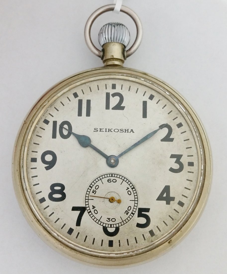 Huge Seiko Seikosha Japanese WWII Deck Watch: Title: Huge Seiko Seikosha Japanese WWII Deck Watch Description: A large World War II era deck watch by Japanese watch company Seikosha, now known as Seiko. The back case has in Japanese Deck Clock wr