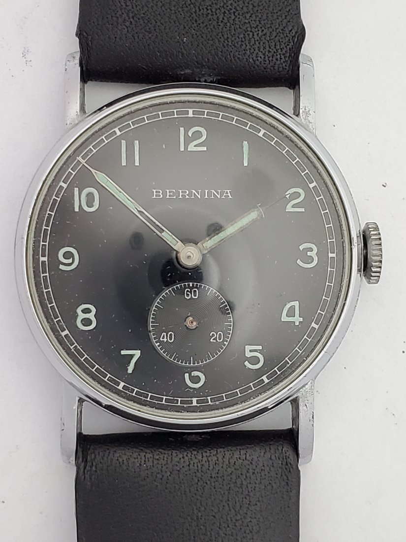 Bernina RLM Luftwaffe German Military Wristwatch: Title: Bernina RLM Luftwaffe German Military Wristwatch Description: Up for auction is a German Luftwaffe Bernina RLM wrist watch. This watch runs intermittently and will need the attention of a watch