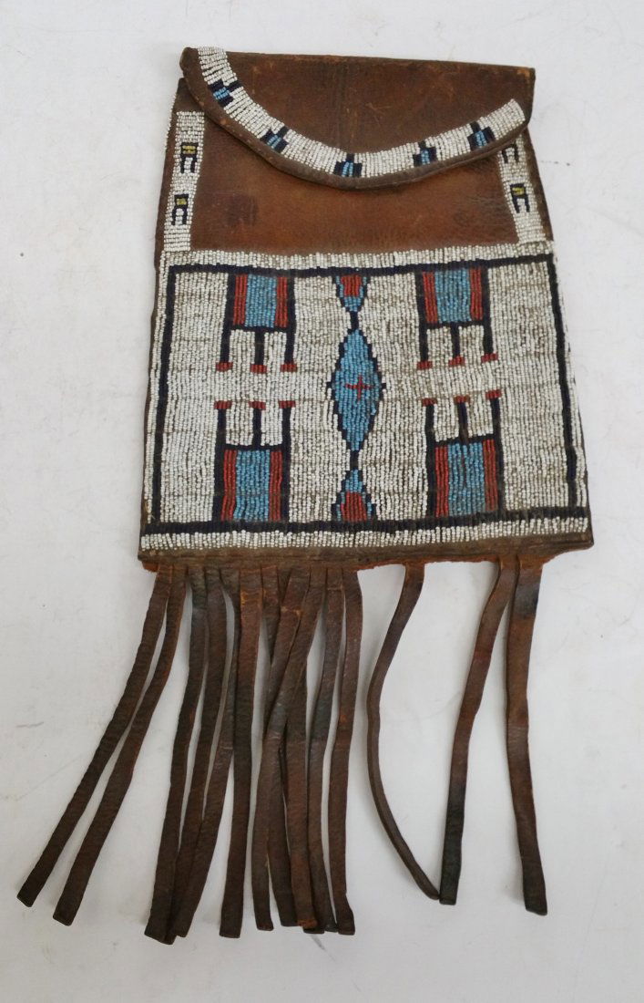 Antique Native American Beaded Plains Pouch MP 1885 (1 of 7)