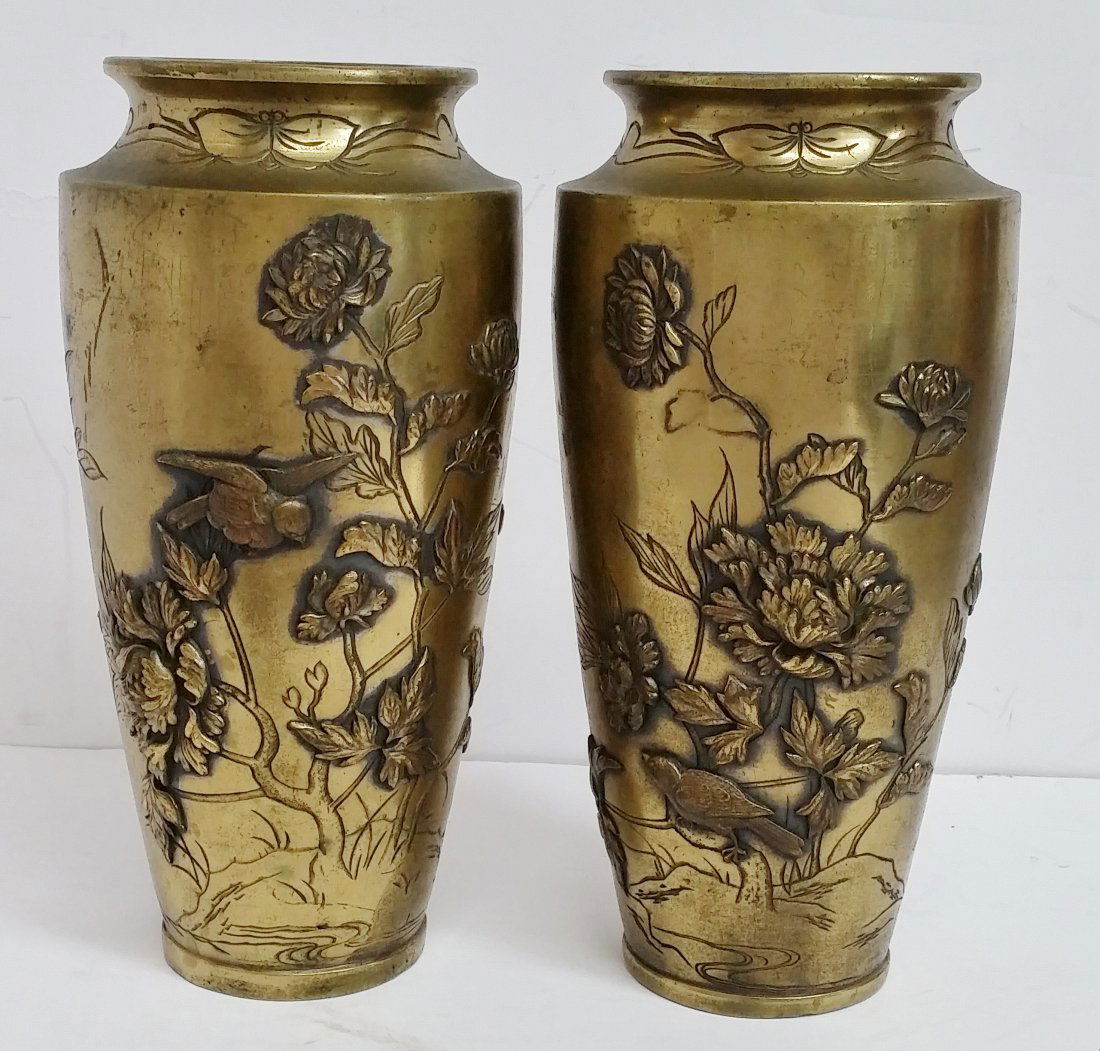 Pair Antique Japanese Meiji Bronze Vases Flowers Birds (1 of 6)