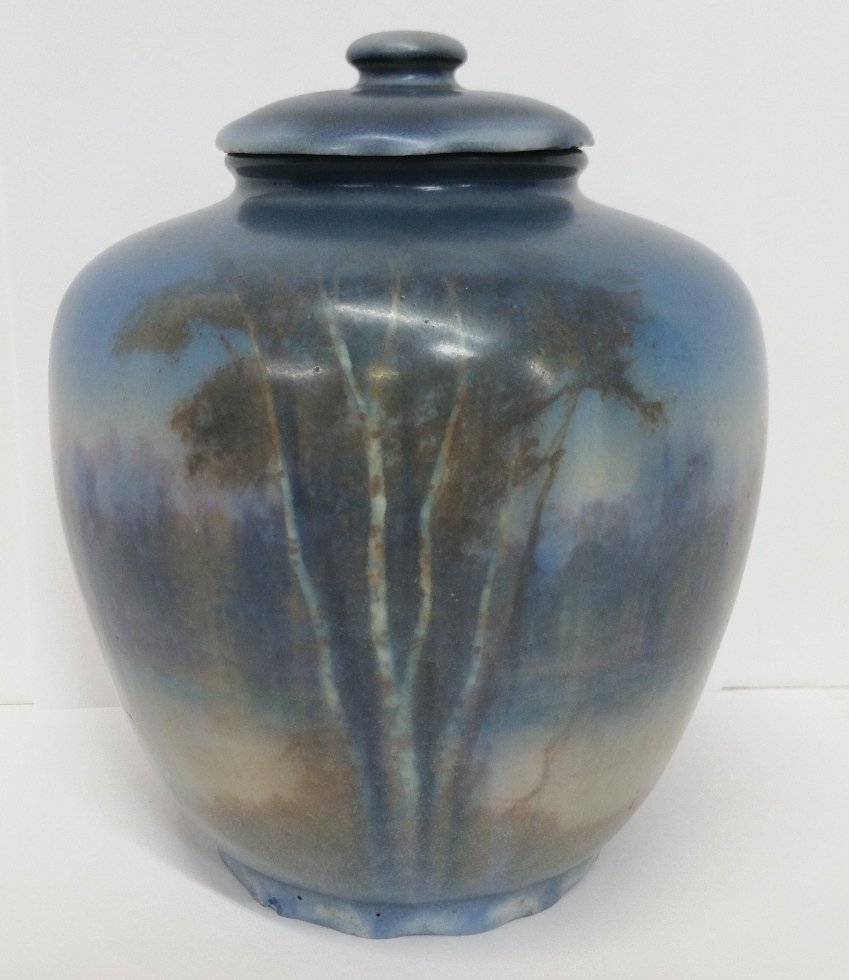 Rookwood E.T. Hurley Vellum Glaze Scenic Lidded Jar (1 of 14)