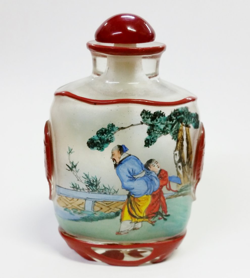 Large Crisp Reverse Painted Chinese Glass Snuff Bottle (1 of 6)