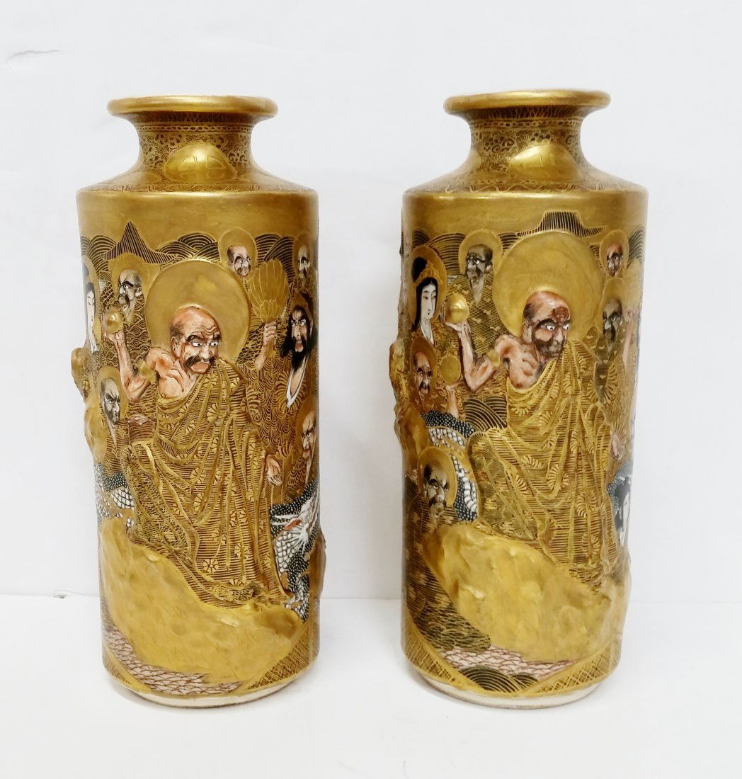 Antique Satsuma 1000 Faces Amazing Pair Japanese Vases (1 of 8)