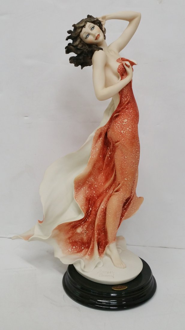 Giuseppe Armani Porcelain Statue Italian Summer Haze (1 of 7)