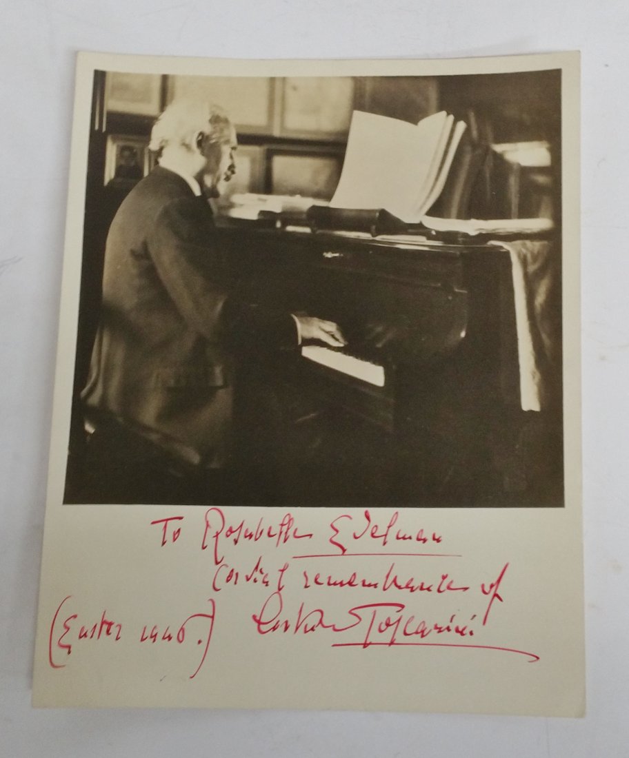 Autographed 1940 Arturo Toscanini Photo To Opera Singer (1 of 4)