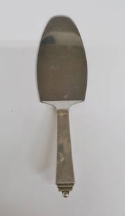 Georg Jenson Pyramid Art Deco Sterling Cheese Server: • Described by: Vicki TQI 11447 Please see photos below description• Title: Vintage Georg Jenson Pyramid Art Deco Sterling Silver Cheese Server• Description: Vintage Georg Jenson Pyramid Art