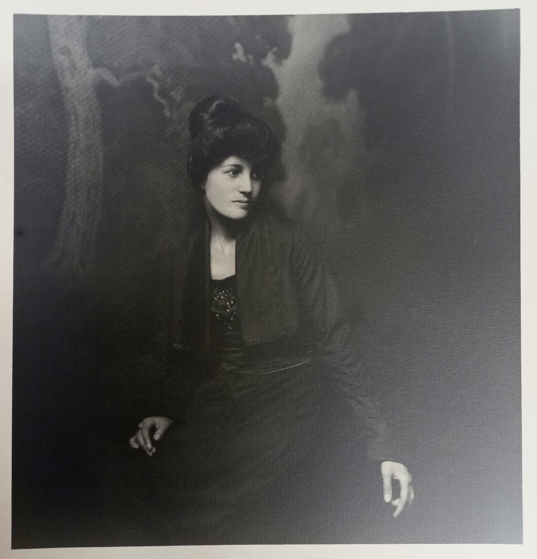 William Dassonville Portrait Photograph Woman (1 of 6)