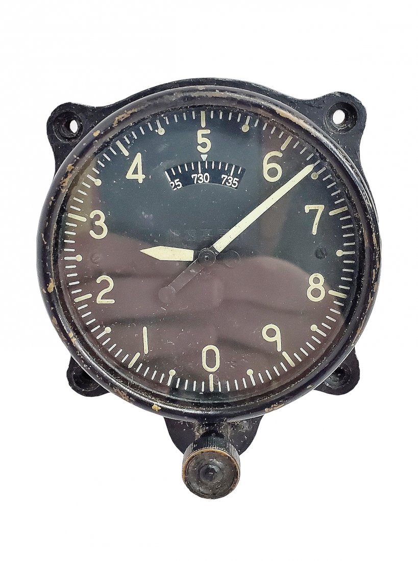 IJN Imperial Japanese Navy WWII Aircraft Altimeter: Title: IJN Imperial Japanese Navy WWII Aircraft Altitude Airplane Altimeter Description: Up for auction is a very cool WWII Imperial Japanese Navy aircraft altimeter. The hands are able to be set on i