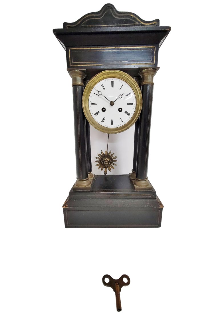 Antique Neo-Classical British French Medusa Clock: Title: Antique Neo-Classical British French Medusa Head Pendulum Mantel Clock Description: Up for auction is a very interesting antique mantel clock. This clock incorporates neo-classical stylings, al