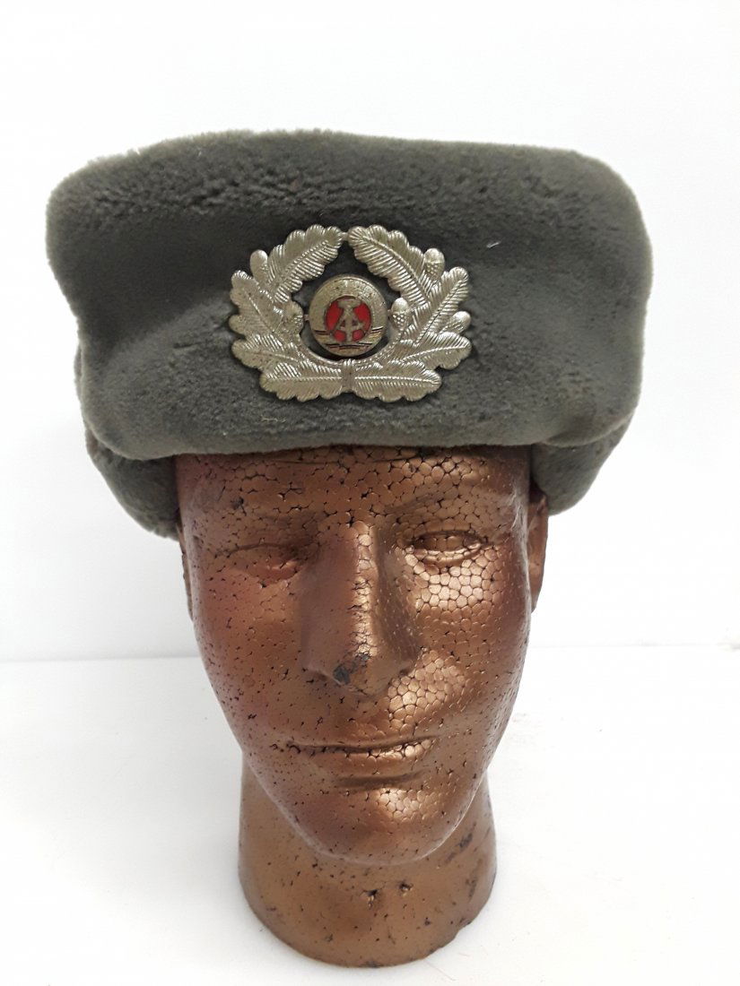 Vintage East German NVA Army Winter Hat W/ Insignia (1 of 7)